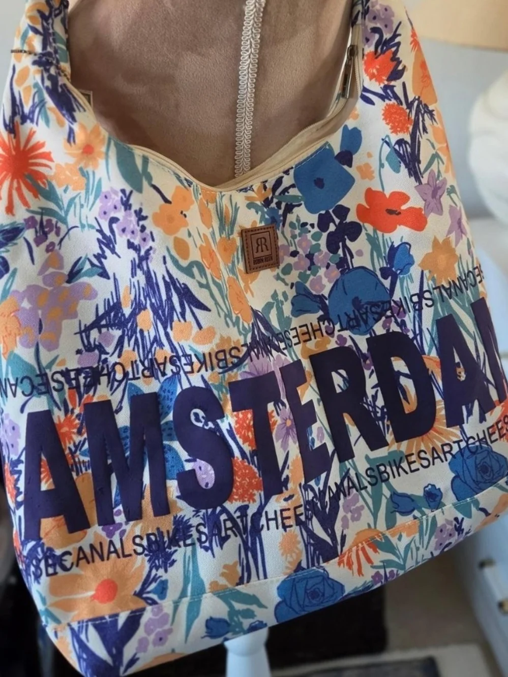 NWT Robin Ruth ~ Amsterdam Floral Hobo Shoulder Bag Travel Tote